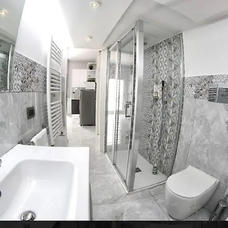 Nunu Apartment *